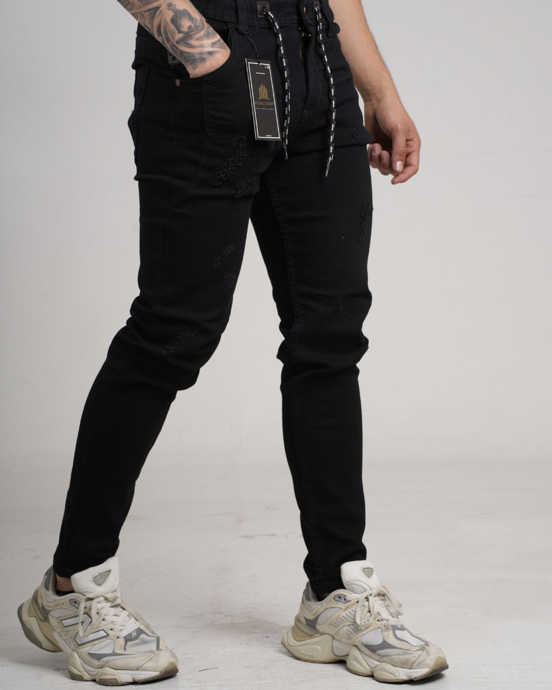 Jean tipo Yogger Tono Negro