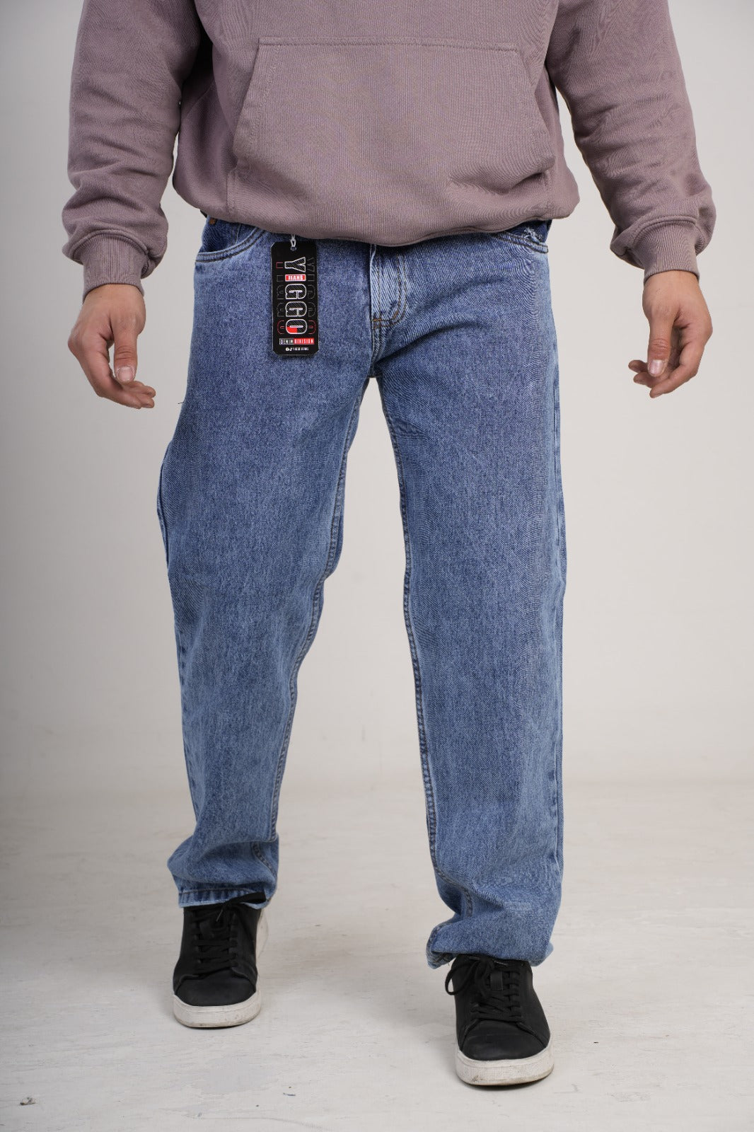 Pantalón en Jean rígido clásico ancho frosteado medio