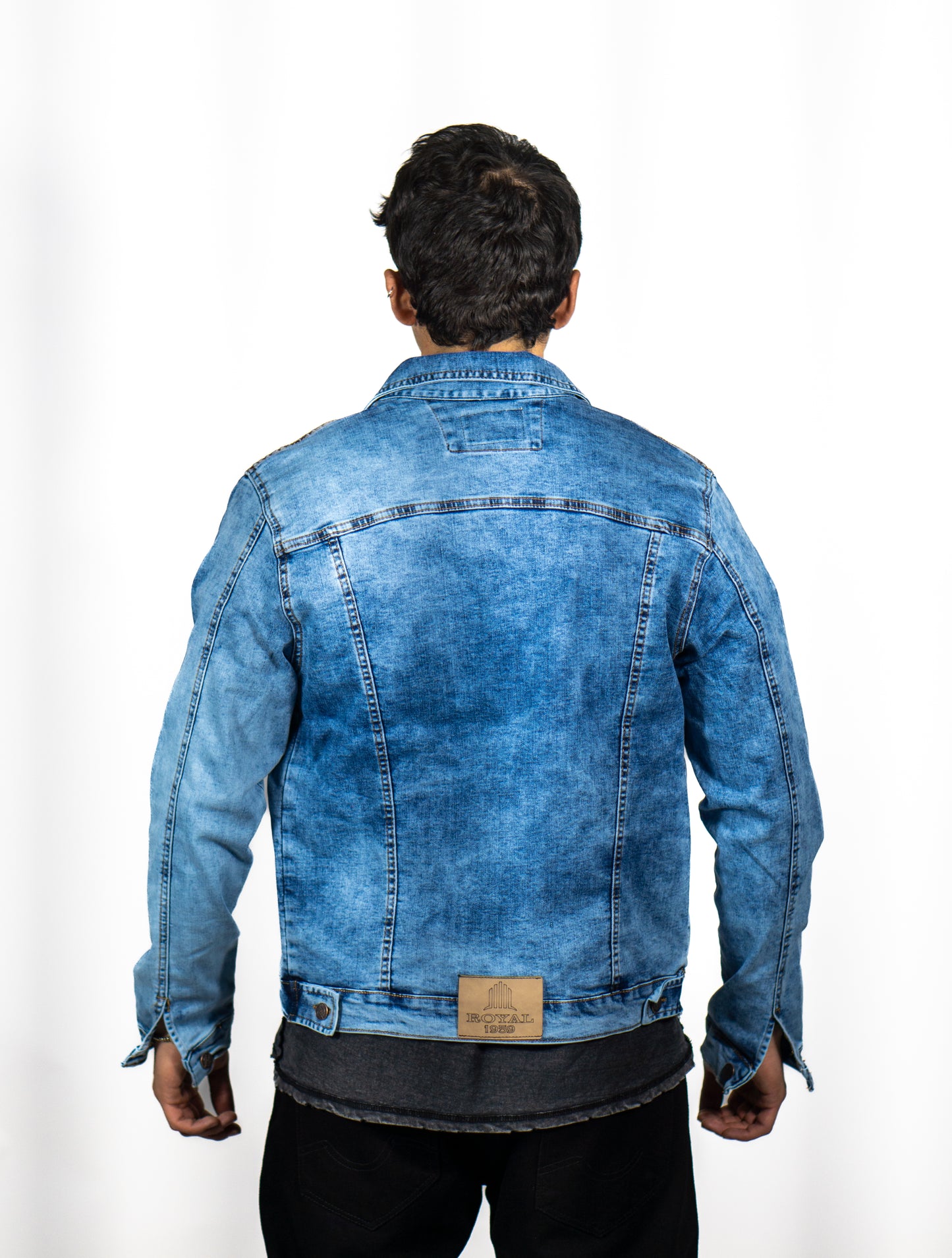Chaqueta en Jean Frosteado Medio